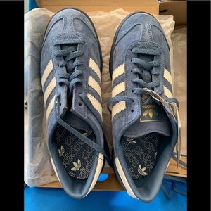Adidas Hamburg steel blue and black new trainer